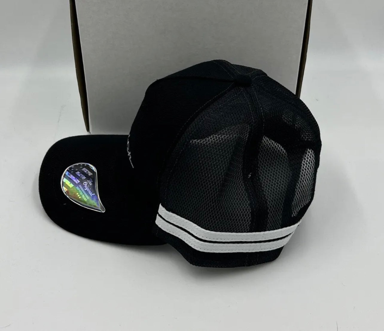 HR HD Script Logo Embroidered Hat