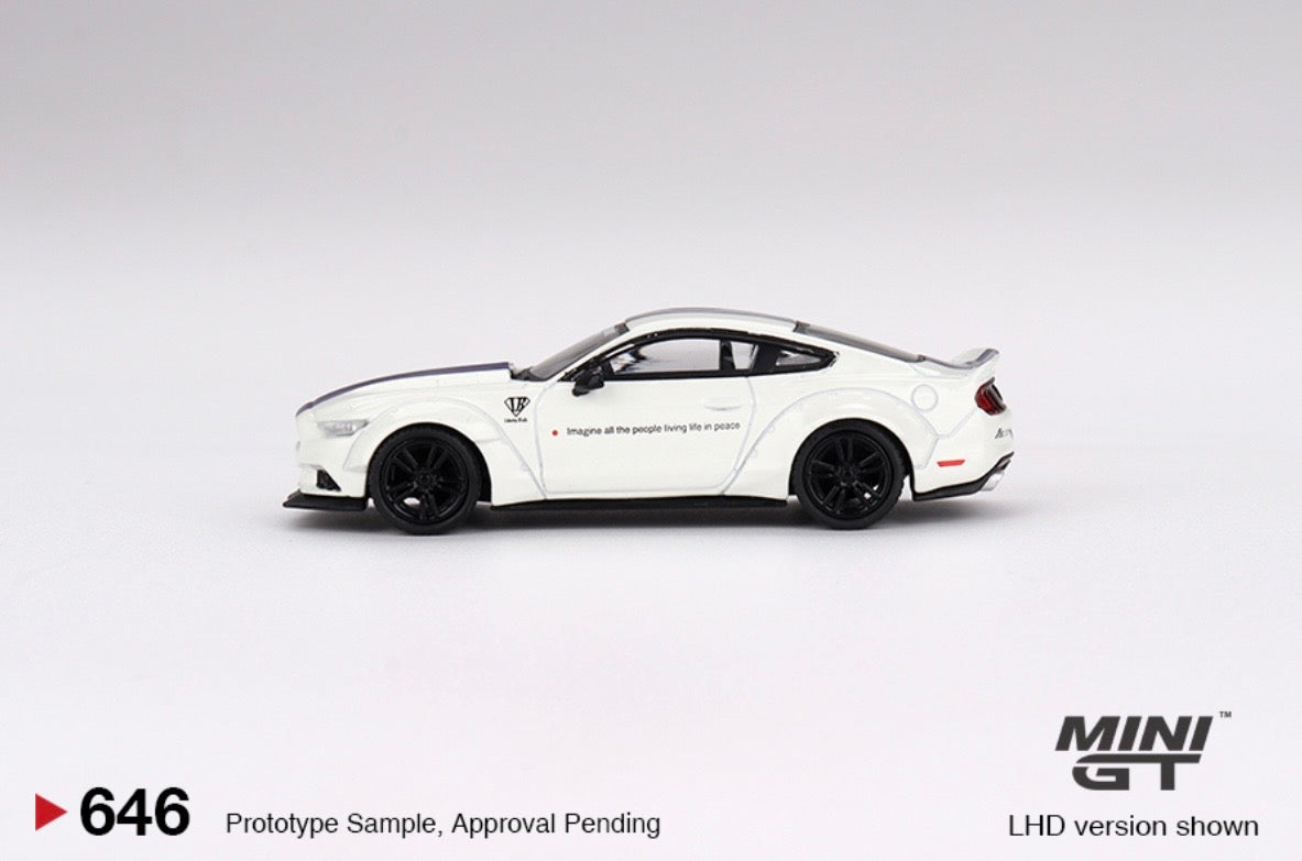 1:64 Ford Mustang GT LB Works White Mini GT 646