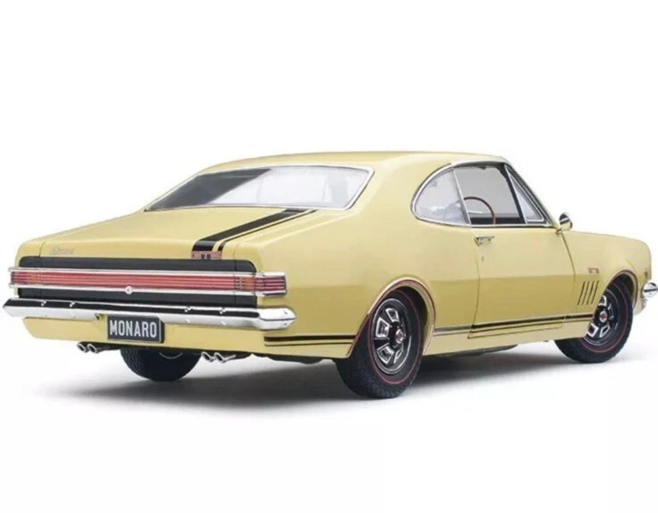 1:18 Holden HK Monaro GTS 327 Warwick Yellow Classic Carlectables