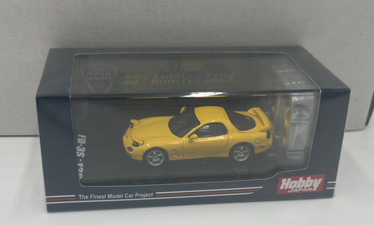 1:64 Mazda RX-7 (FD3S) Type RS with Engine Display Model Sunburst Yellow Hobby Japan
