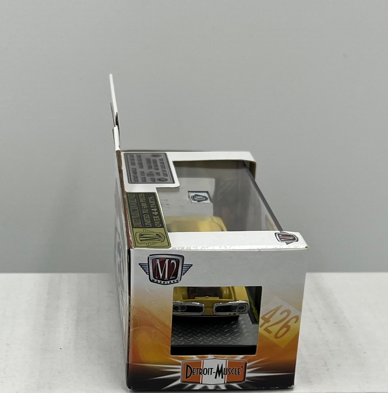 1:64 M2 Machines 1970 Dodge Super Bee 383 R24