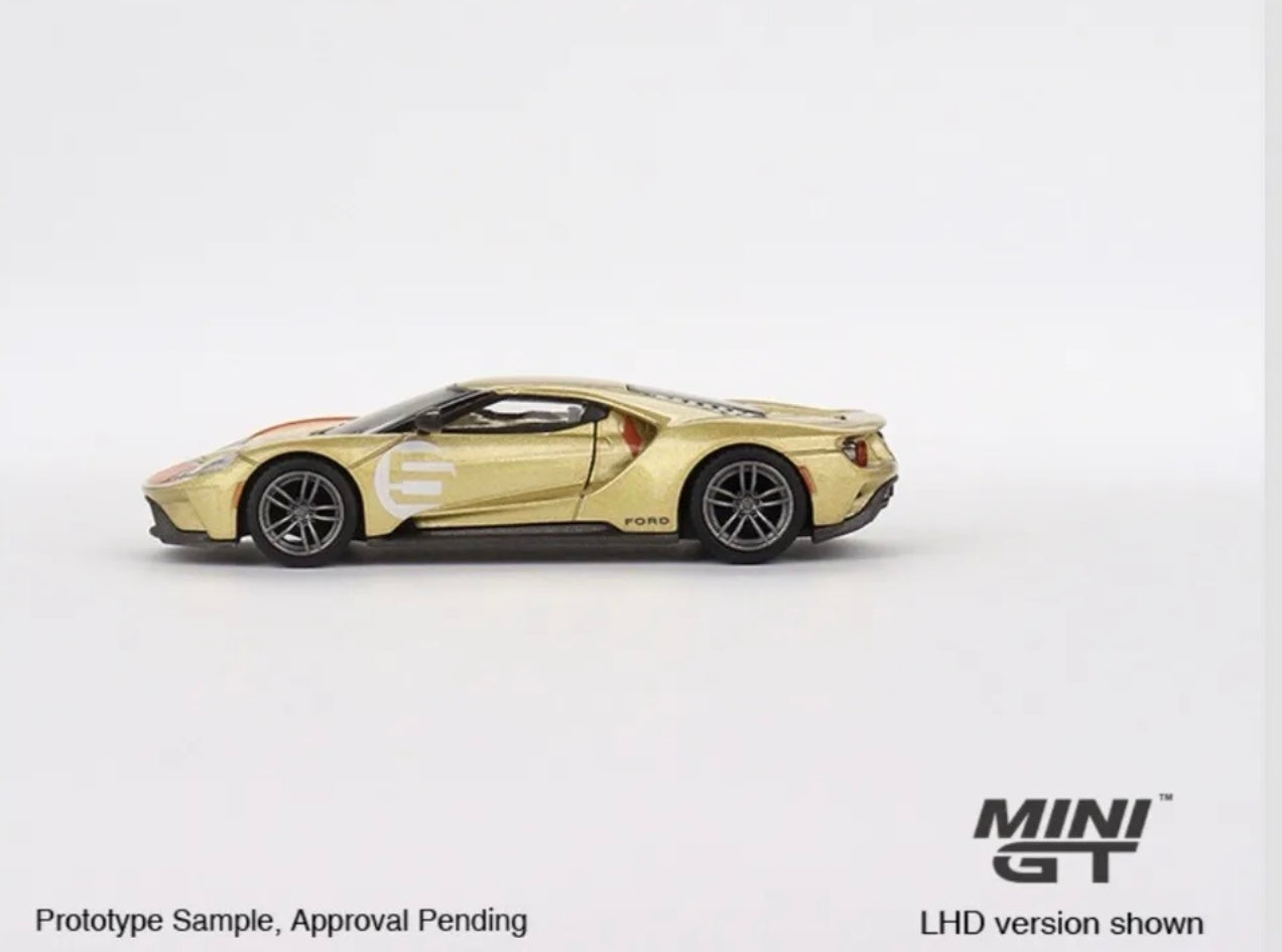 1:64 Ford GT Holman Moody Heritage Collection Gold Mini GT 536