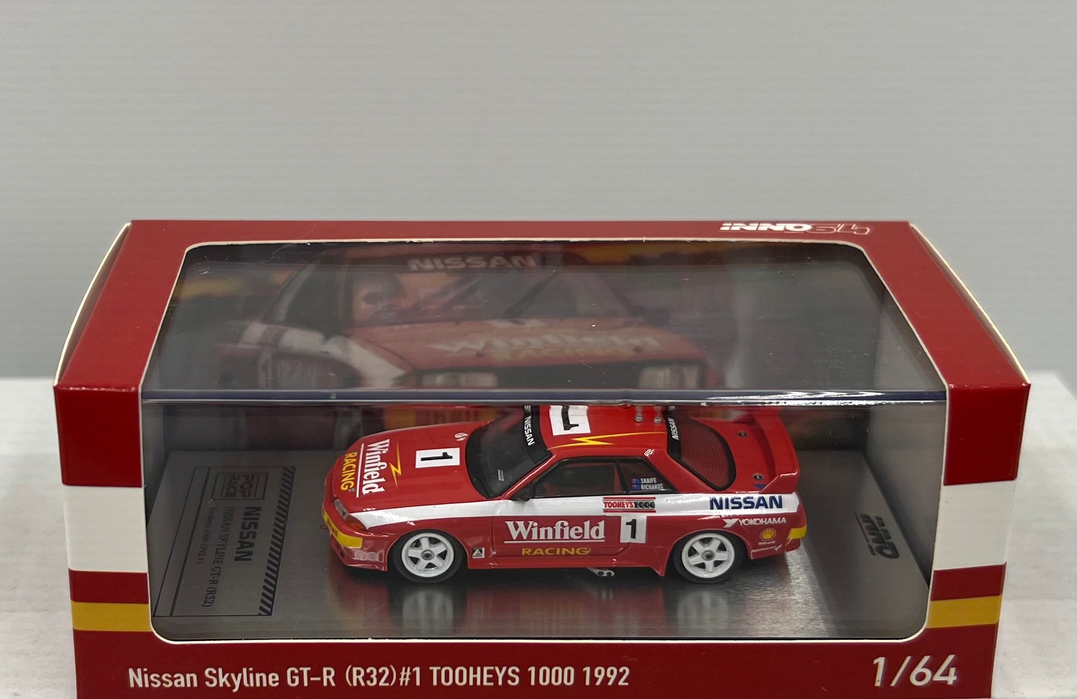 1:64 Nissan Skyline GT-R (R32) #1 Winfield Team Nissan 1992 Toohey's 1 –  All Gassed Up Diecast