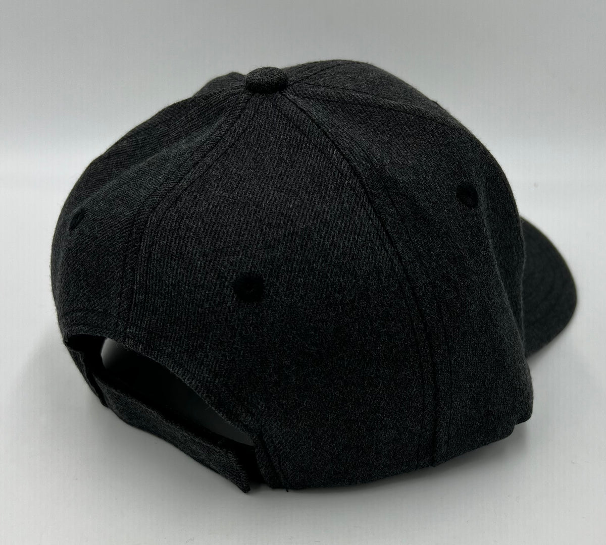 Holden HR 186 logo Embroidered Hat