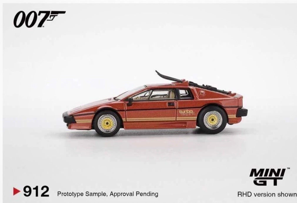 1:64 Lotus Esprit Turbo Copper Fire For Your Eyes Only James Bond  007 Mini GT 912-007E