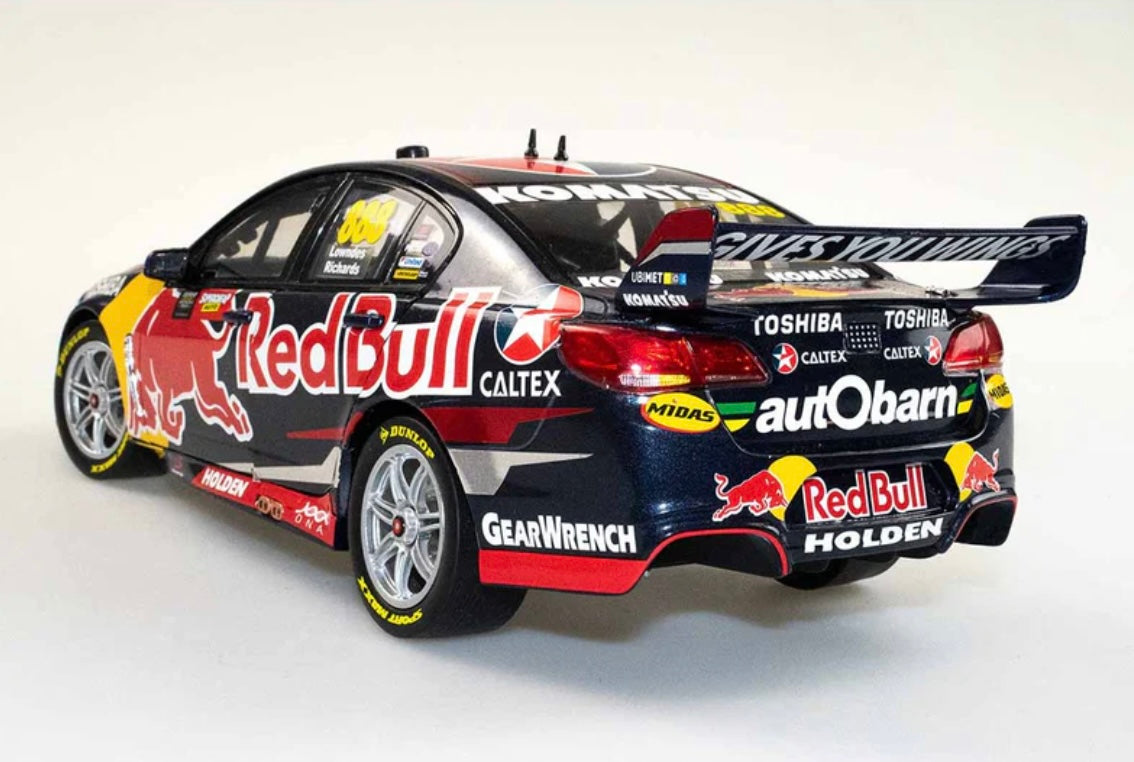 1:64 2015 Bathurst Winner Lowndes Richard’s #888 RBRA Holden VF Commodore Biante