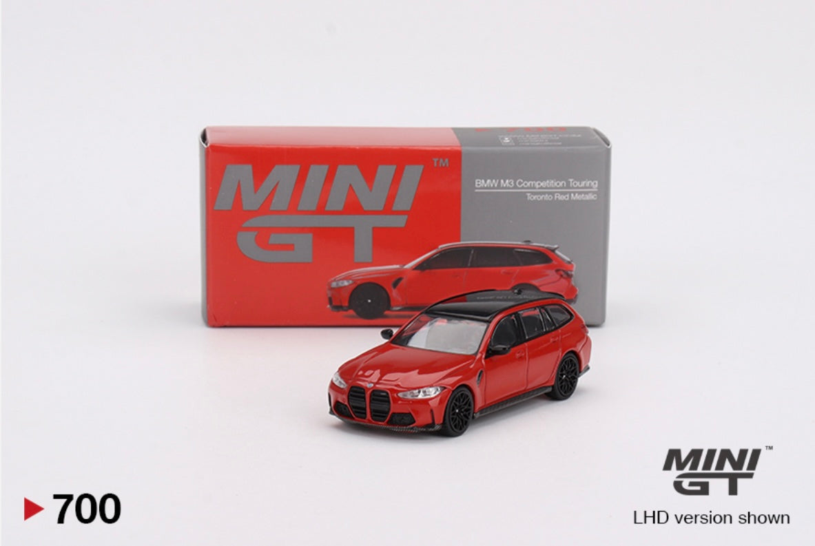 1:64 BMW M4 Competition Touring Toronto Red Metallic Mini GT 700