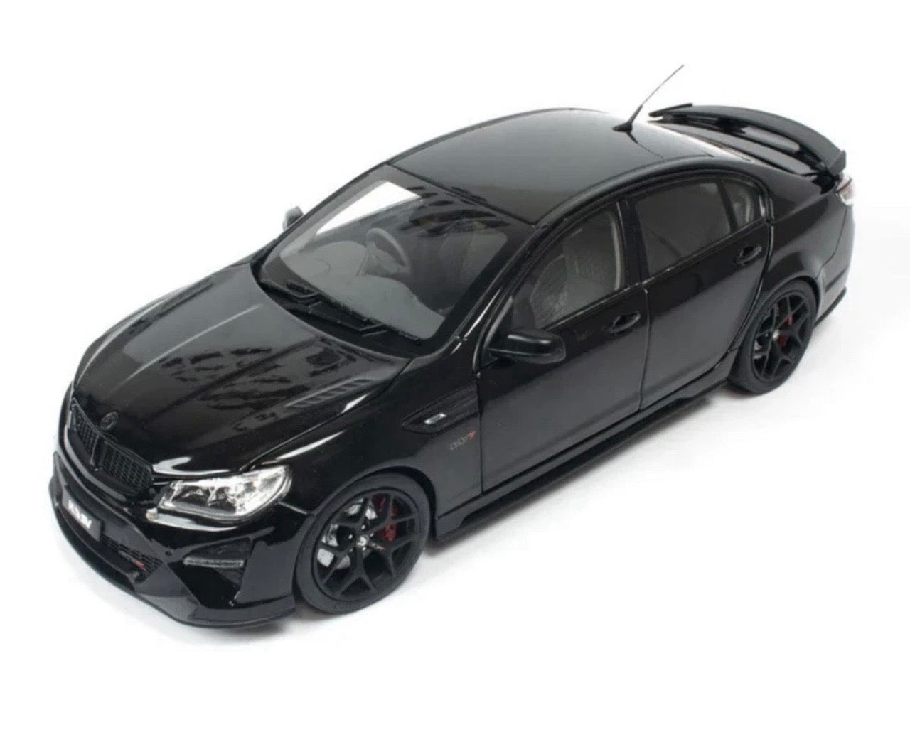 1:18 HSV Gen- F2 GTSR W1 2017 Phantom Black Biante Model Cars