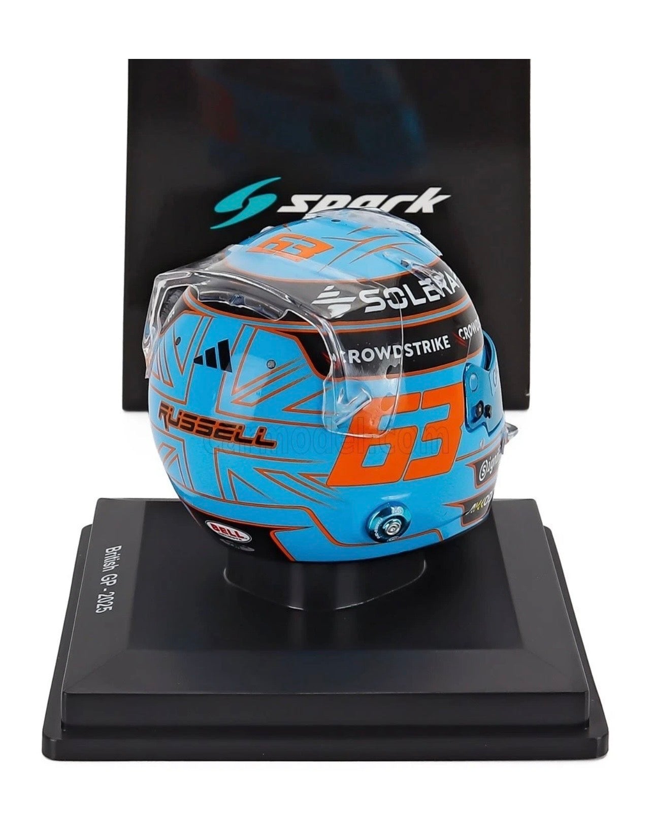 1:5 George Russell Mercedes AMG Petronas F1 2025 British GP Helmet Spark