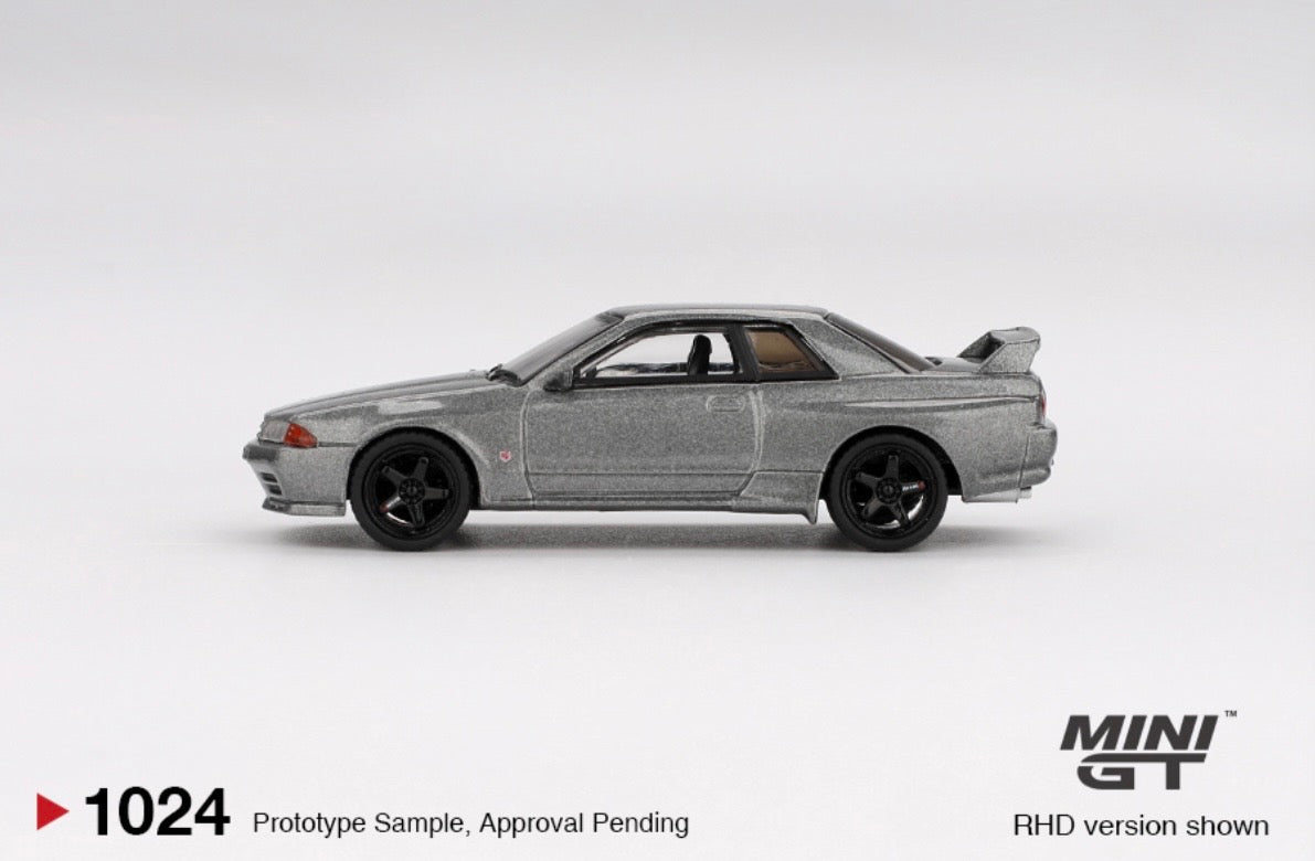1:64 Nissan Skyline GT-R Nismo BNR32 CRS Version Dark Metal Grey Mini GT 1024