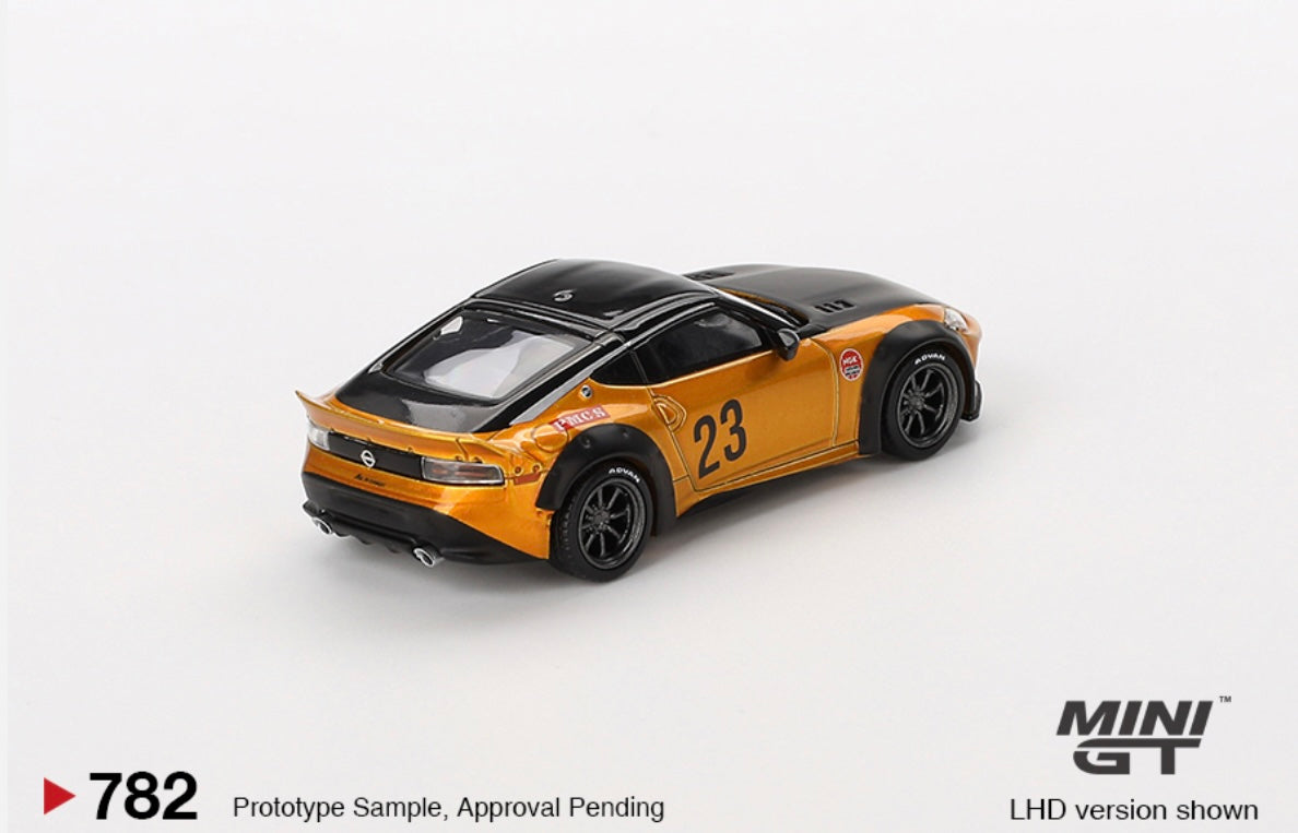 1:64 Nissan Fairlady Z LB National Works LB Gold Mini GT 782