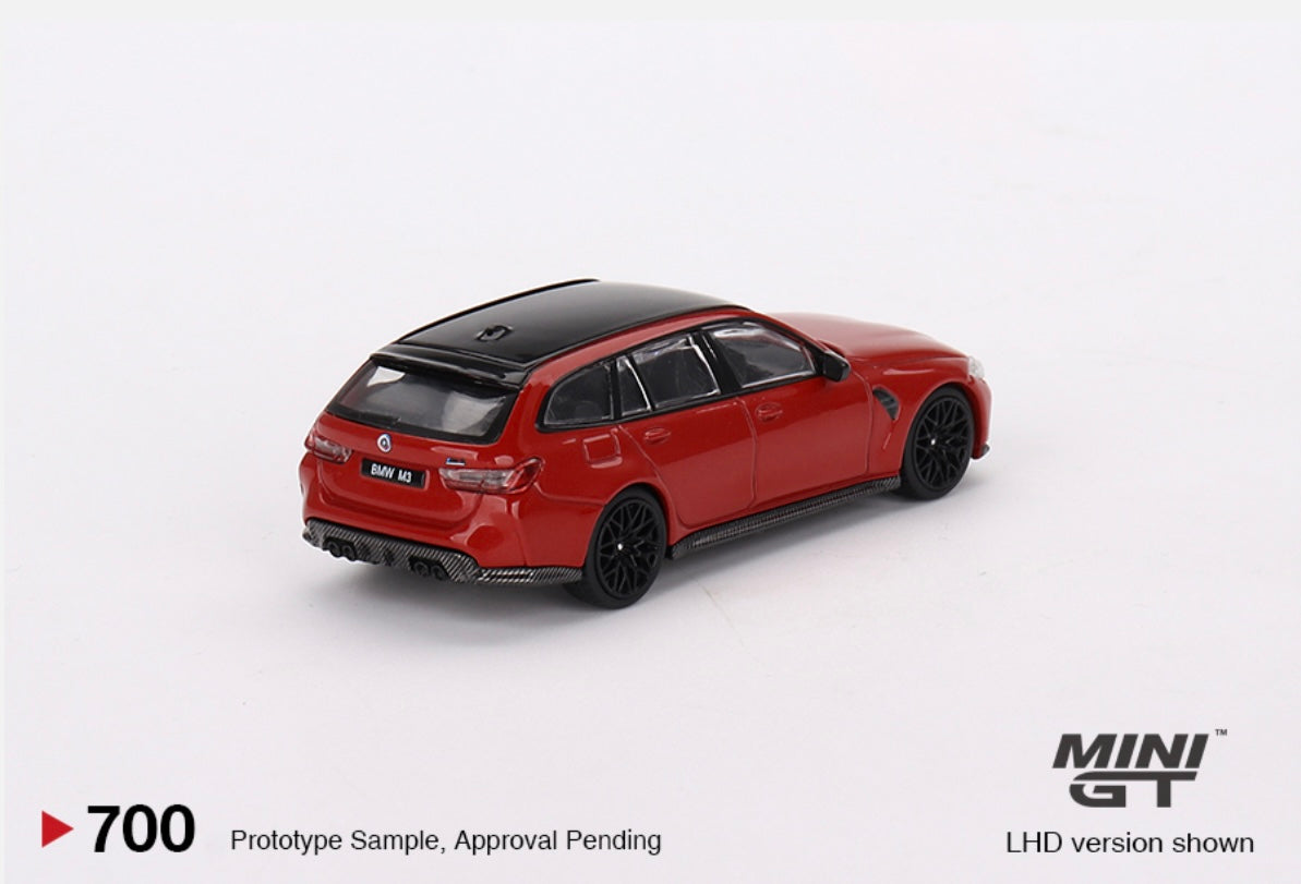 1:64 BMW M4 Competition Touring Toronto Red Metallic Mini GT 700