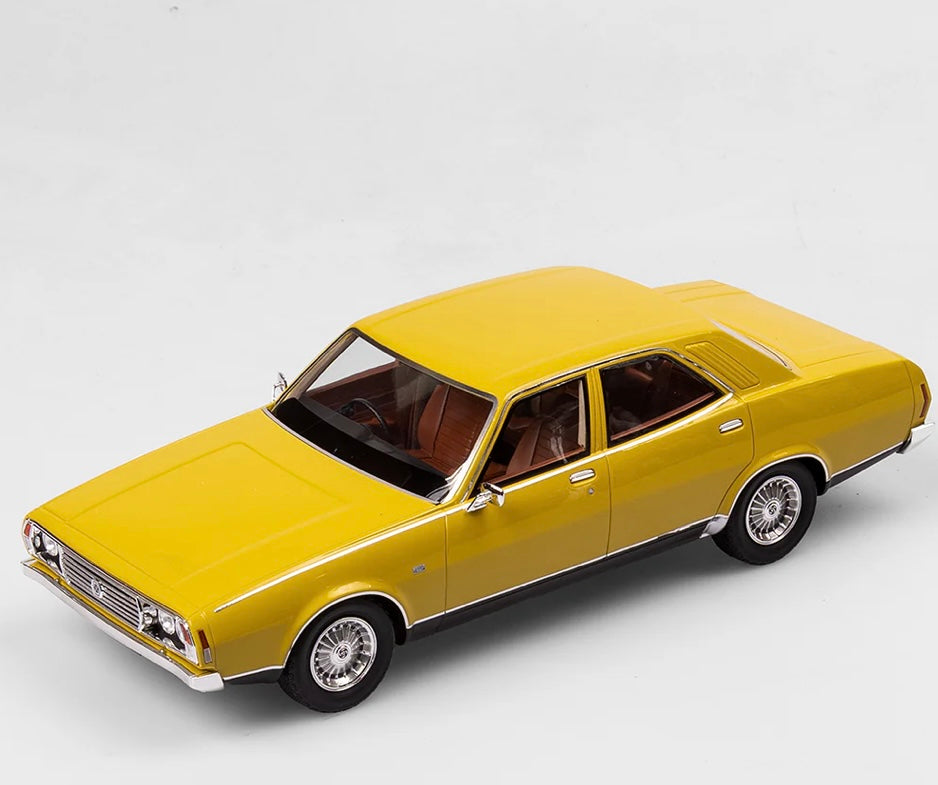 1:18 Leyland P76 Super Bold As Brass Authentic Collectables