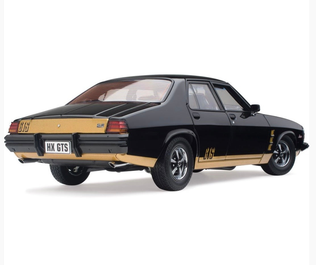 1:18 Holden HX Monaro GTS Sedan Tuxedo Black Classic Carlectables