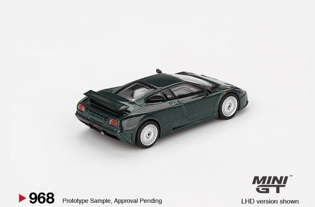 1:64 Bugatti EB110 GT Verde Scuro Mini GT 968