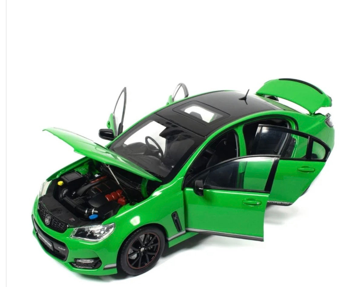 1:18 Holden VFII Commodore Motorsport Edition Spitfire Green Biante
