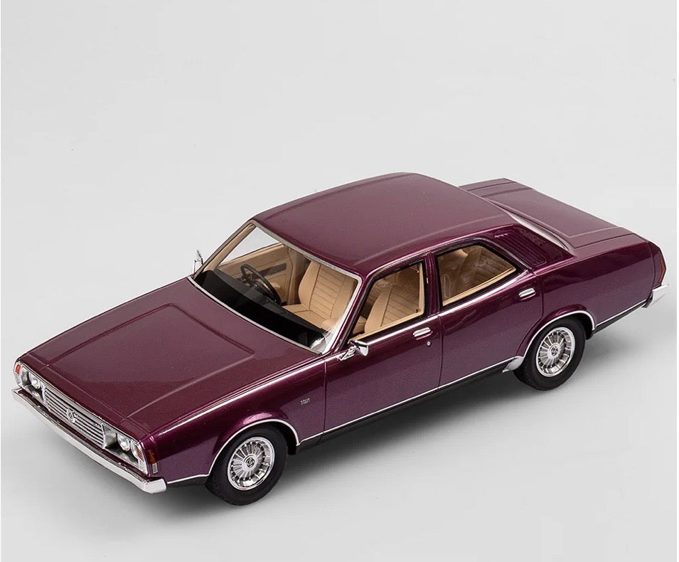 1:18 Leyland P76 Super Peel Me A Grape Authentic Collectables