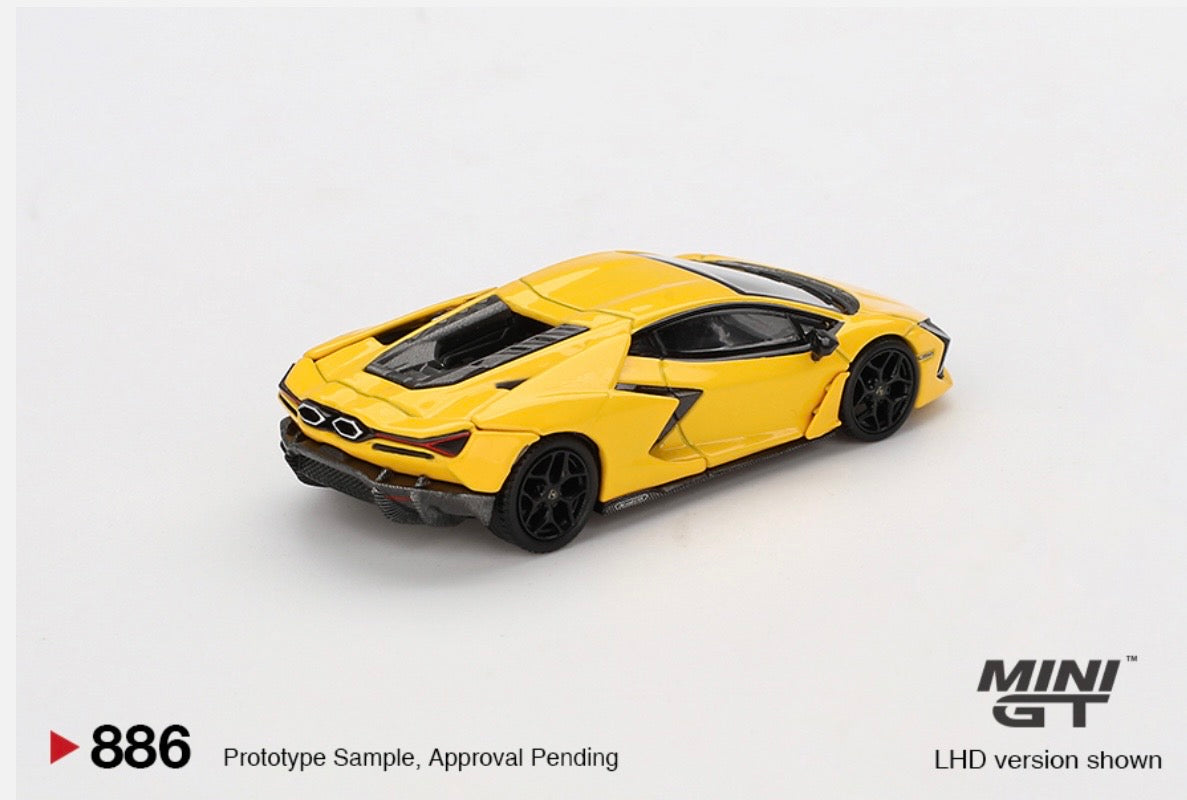 1:64 Lamborghini Revuelto Giallo Mini GT 886