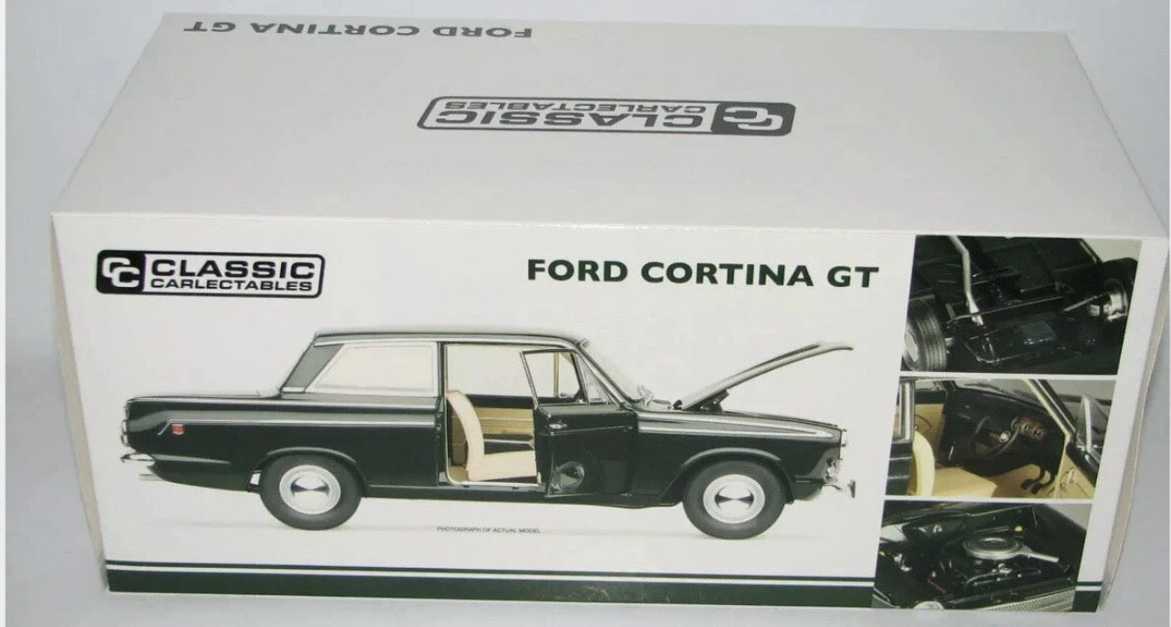 1:18 Ford Cortina GT GoodWood Green Classic Carlectables