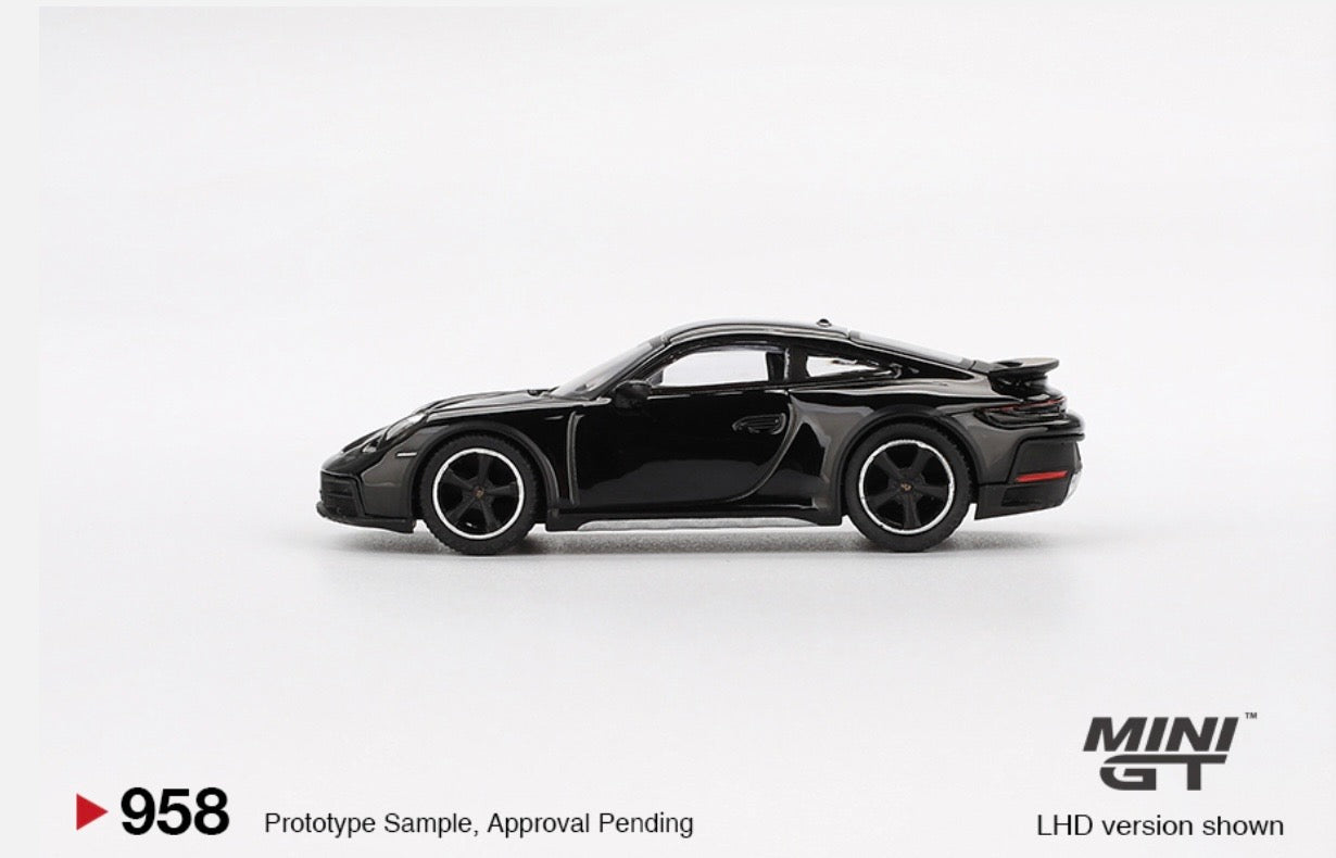 1:64 Porsche 911 Dakar Black Mini GT 958