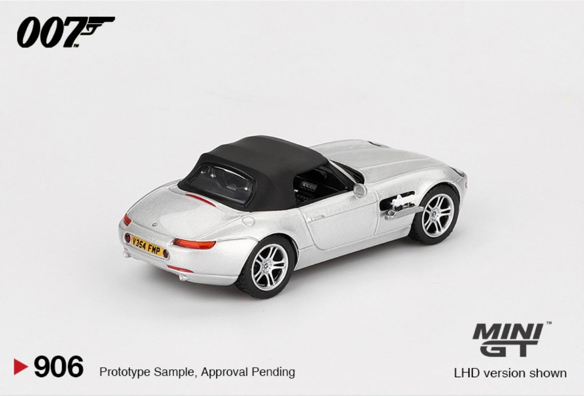 1:64 BMW Z8 The World Is Not Enough James Bond  007 Mini GT 906 -007E
