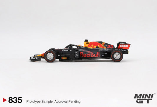 1:64 Max Verstappen #33 2021 Abu Dhabi GP Winner Red Bull Racing RB16B Mini GT 835