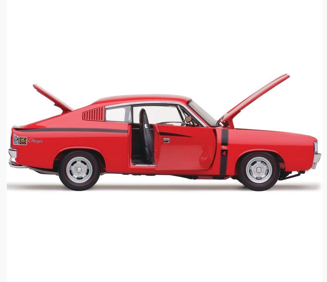 1:18 Chrysler E49 Charger Small Tank Vintage Red Classic Carlectables
