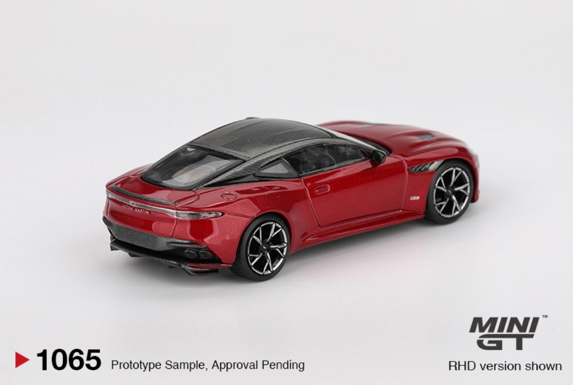 1:64 Aston Martin DB5  Hyper Red  Mini GT 1065