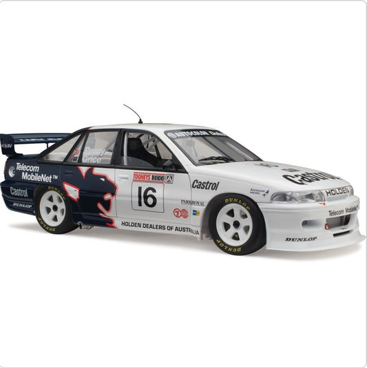 1:18 Holden VP Commodore 1992 Bathurst 5th Place Percy Grice #16 Classic Collectables