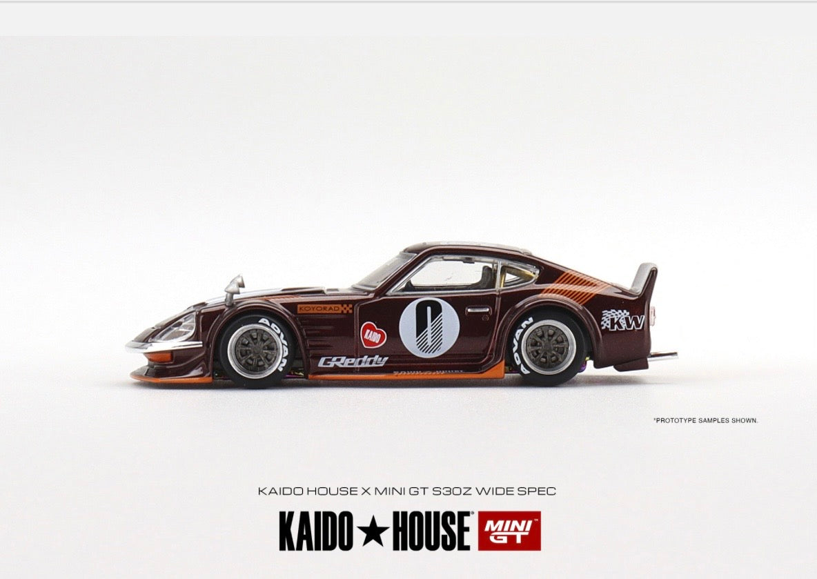 1:64 Datsun Fairlady Z Dark Red #023 Kaido House