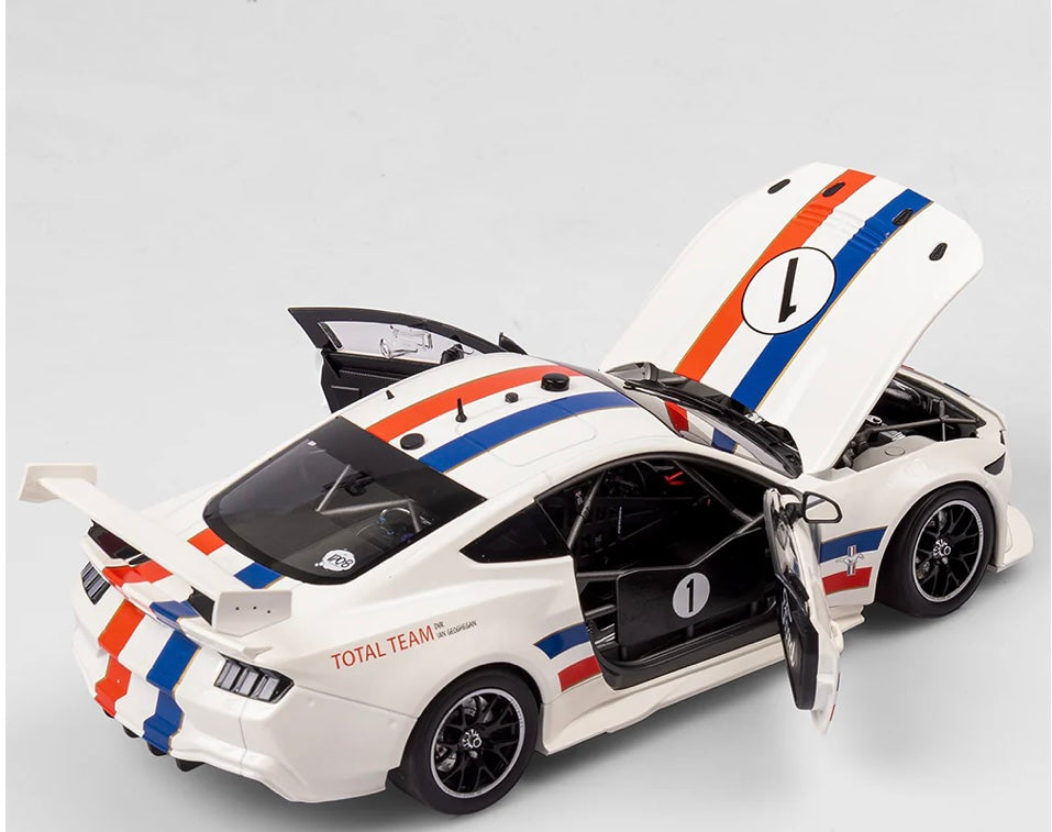 1:18 Ford Mustang GT Imagination Project Edition 8 Authentic Collectables