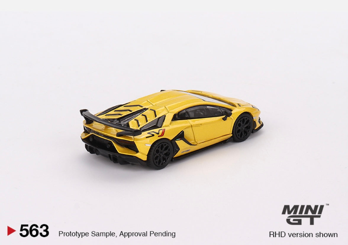 1:64 Lamborghini Aventador SVJ Giallo Orion Mini GT 563