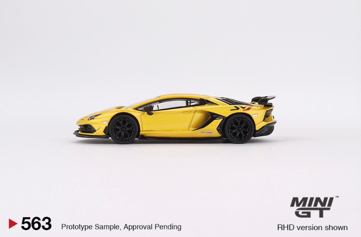 1:64 Lamborghini Aventador SVJ Giallo Orion Mini GT 563