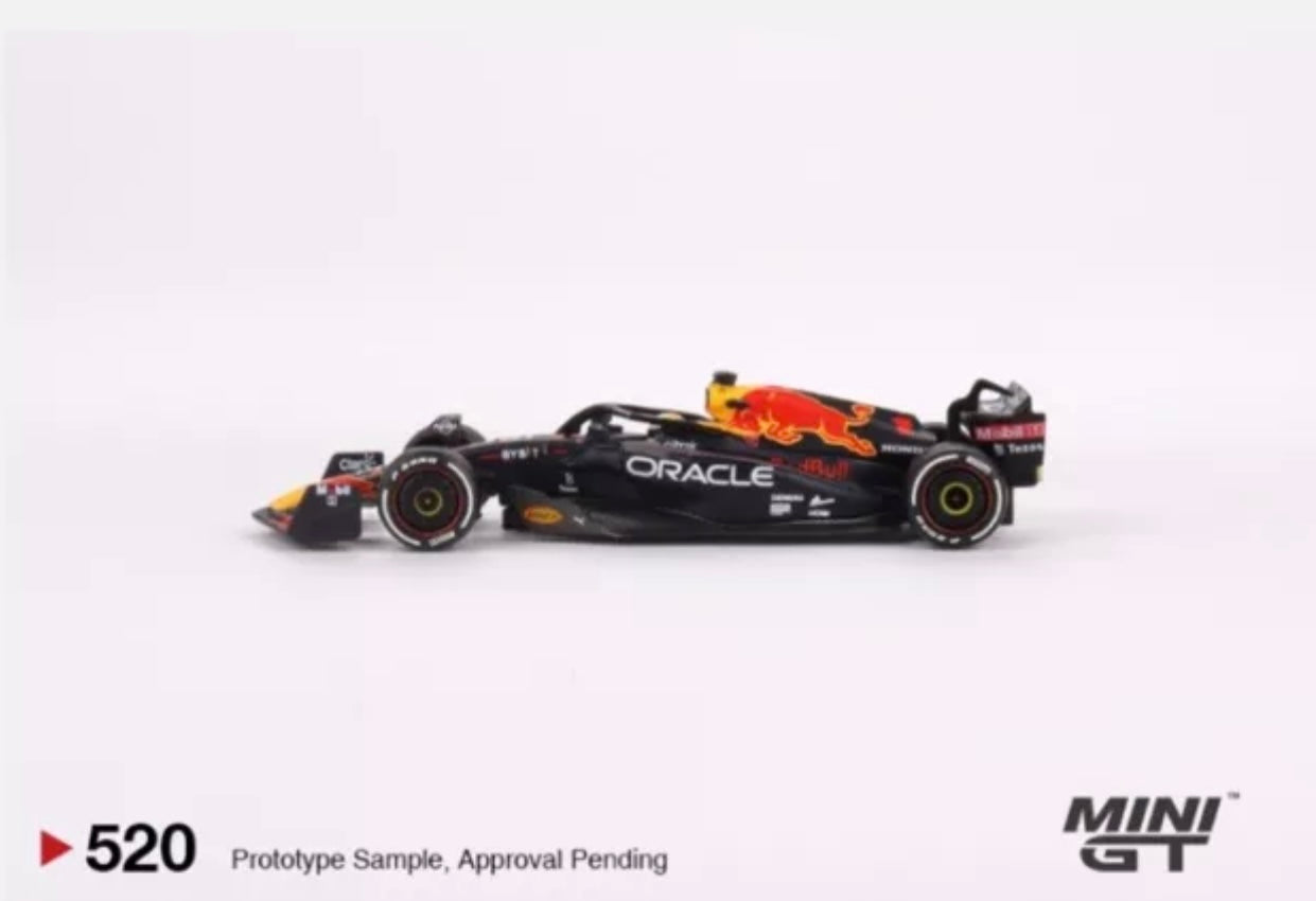 1:64 Max Verstappen #1 2022 Abu Dhabi GP Winner Oracle Red Bull Racing RB18 Mini GT 520