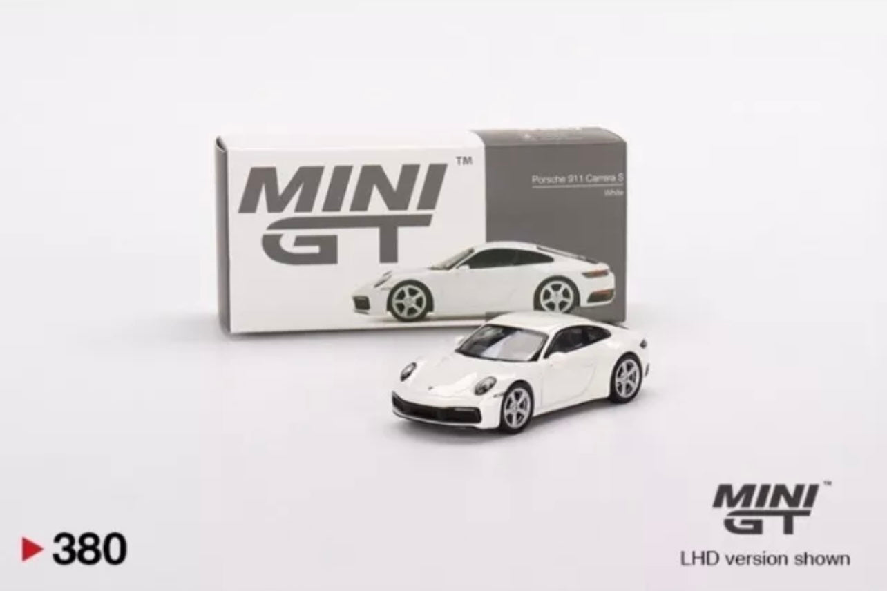 1:64 Porsche 911 Carrera S White Mini GT 380