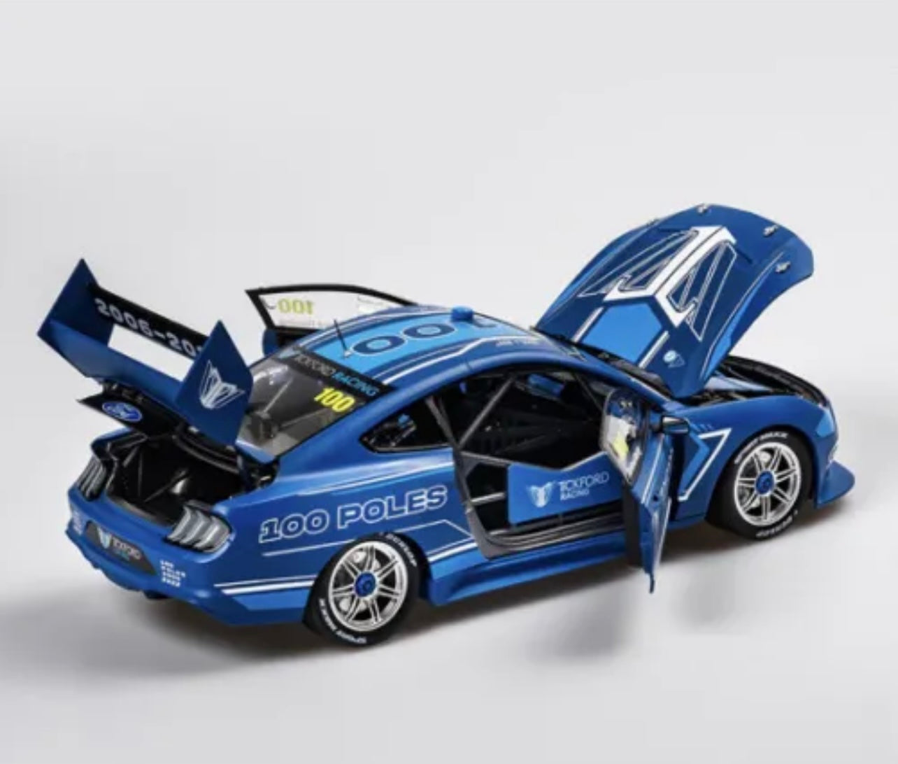 1:18 Ford Mustang GT Tickford Racing 100 Poles Celebration Livery Authentic Collectables