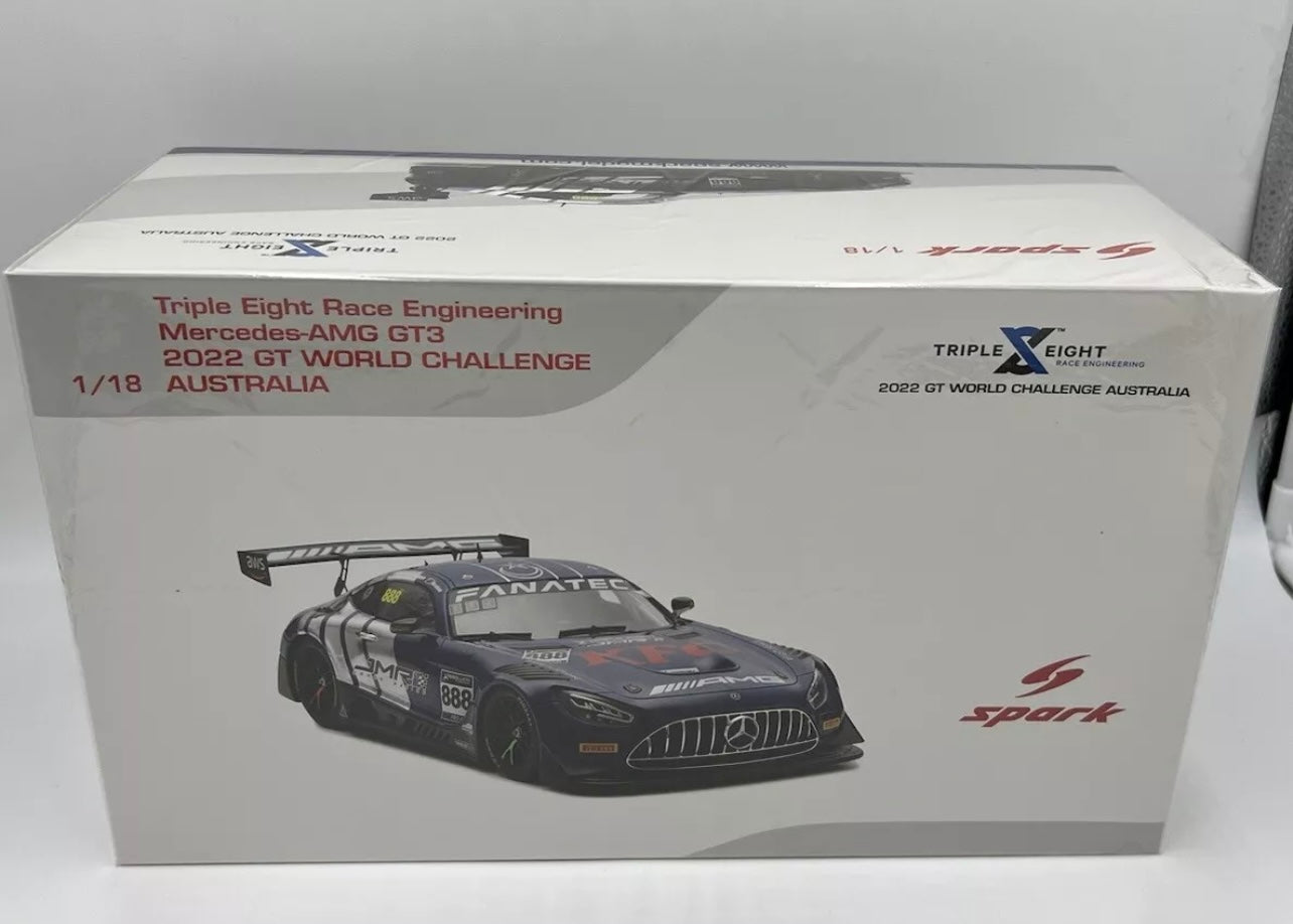 1:18 Mercedes-AMG GT3 2022 GT World Challenge #888 Van Gisbergen Ibrahim Spark