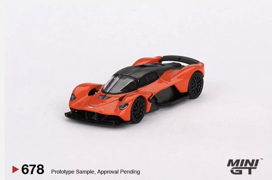 1:64 Aston Martin Valkyrie Maximum Orange Mini GT 678