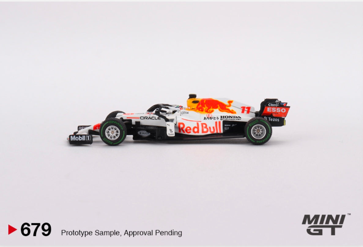 1:64 Sergio Perez #11 Red Bull Racing RB16B 2021 Turkish GP 3rd Place Mini GT 679