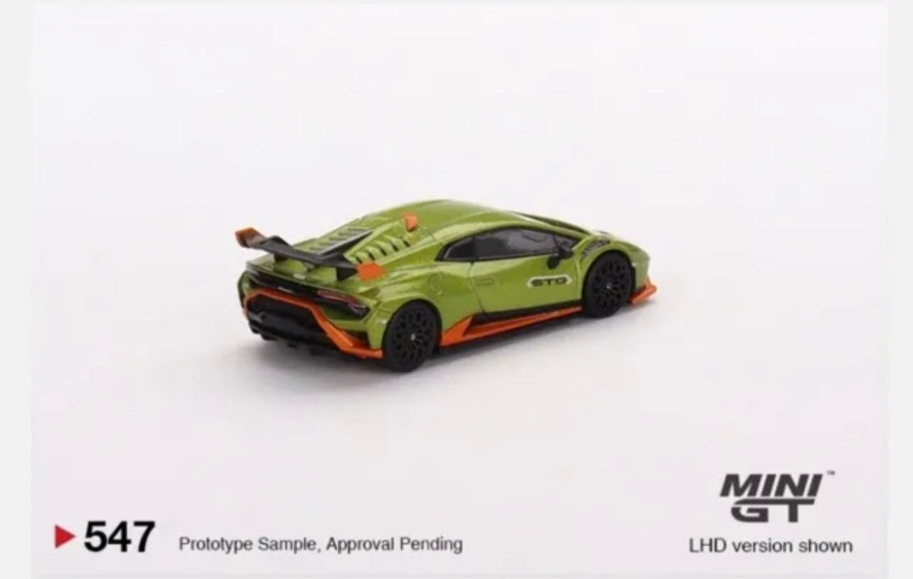 1:64 Lamborghini Huracan STO Verde Citrea Mini GT 547