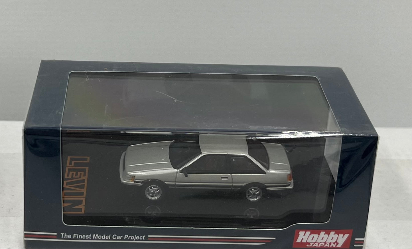1:64 Toyota Corolla Levin AE86 GT Apex Silver/Black Hobby Japan