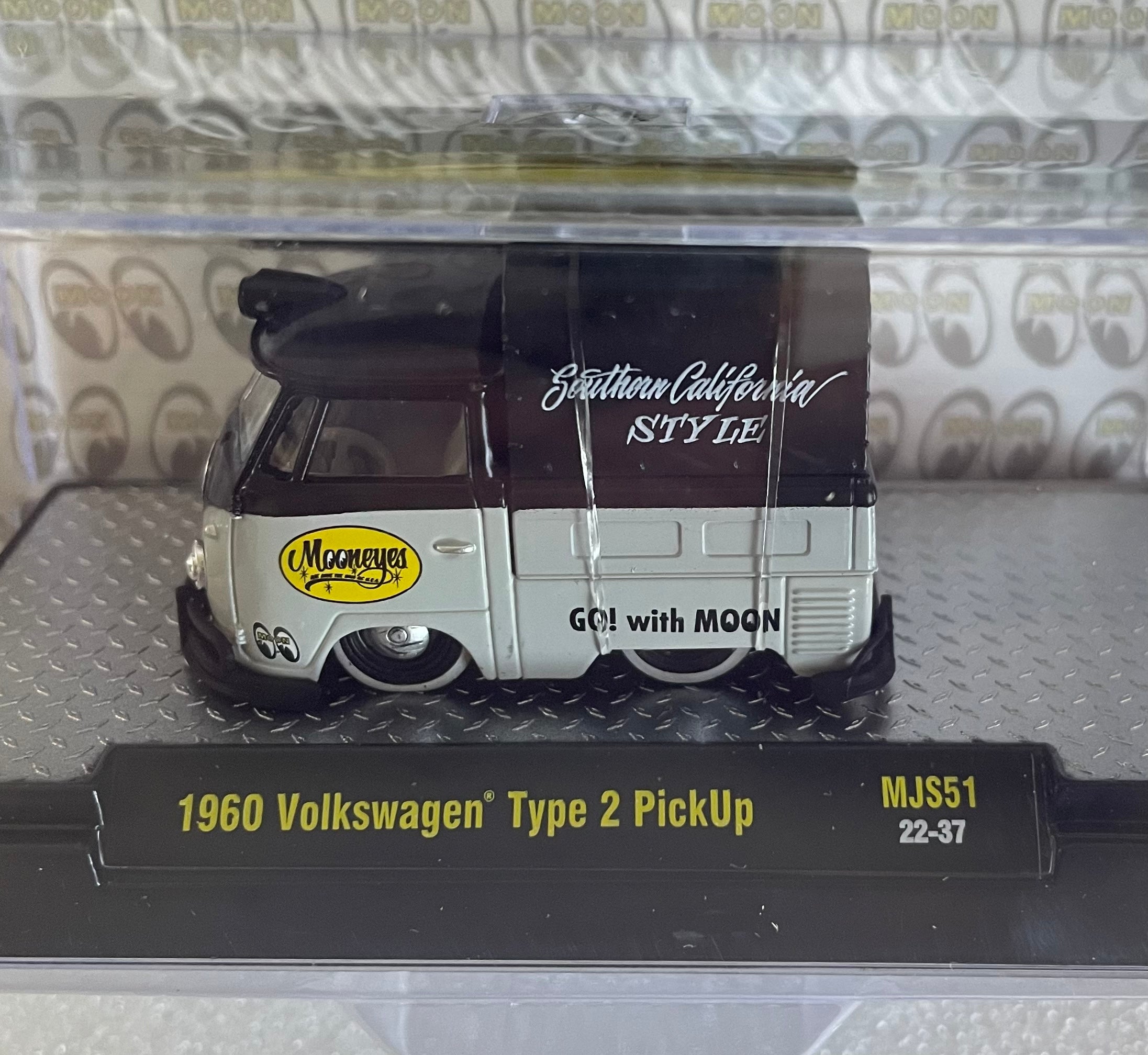 1:64 1960 Volkswagen Type 2 PickUp Mooneyes M2 Machines – All